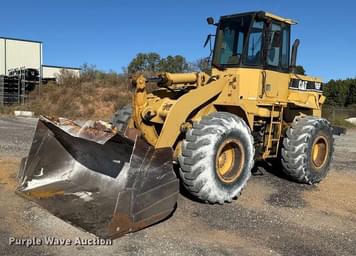 Main image Caterpillar 936F