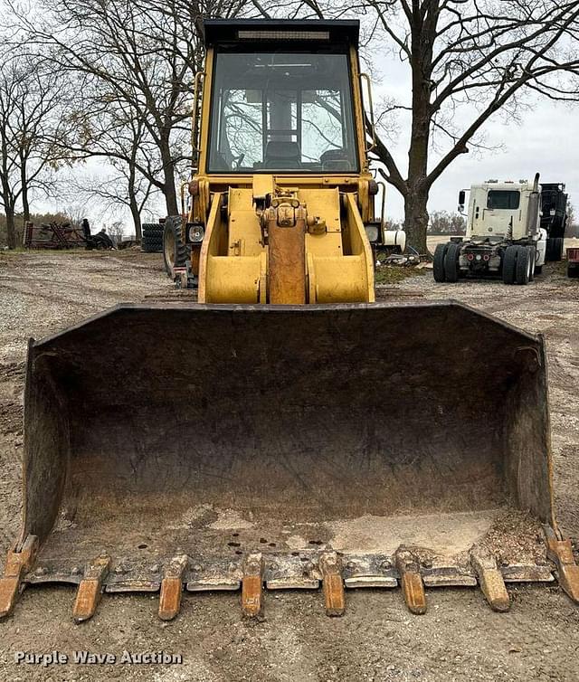 Image of Caterpillar 953B equipment image 1