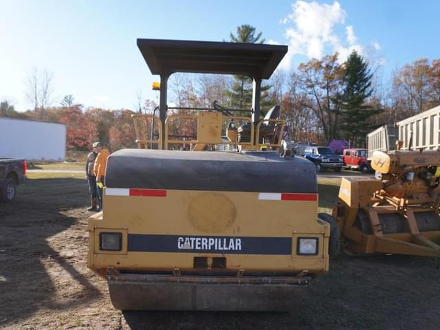 Image of Caterpillar CB-534 equipment image 3