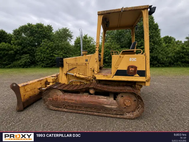 Image of Caterpillar D3C equipment image 1