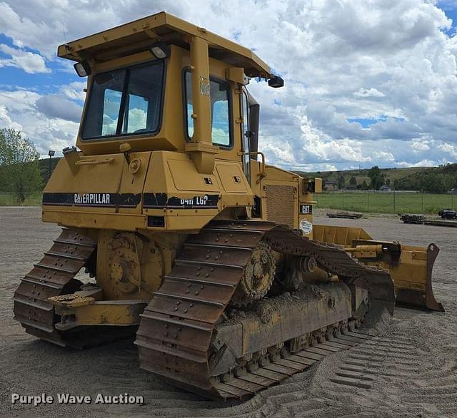 Image of Caterpillar D4H-LGP equipment image 4