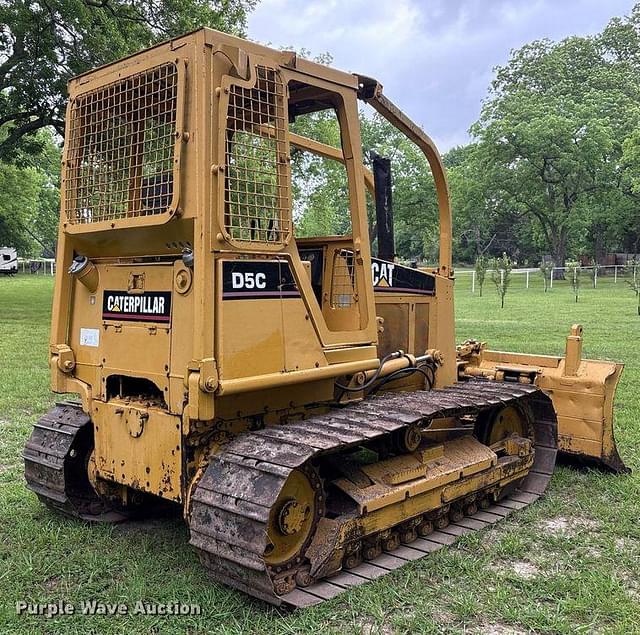 Image of Caterpillar D5C equipment image 4