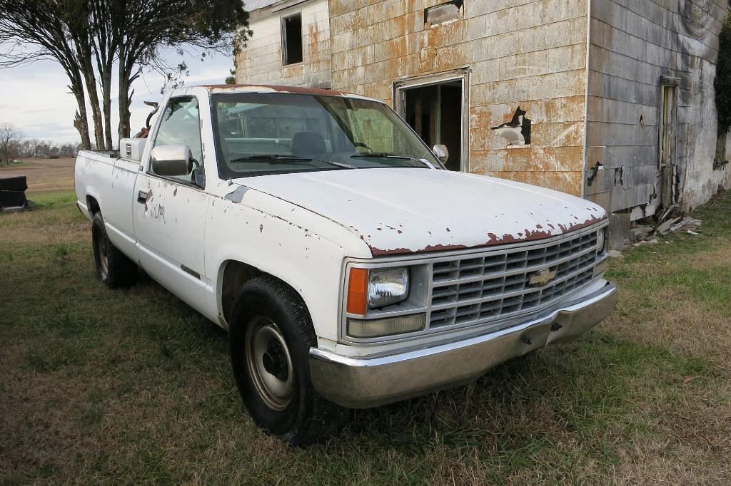 Image of Chevrolet 2500 Primary image