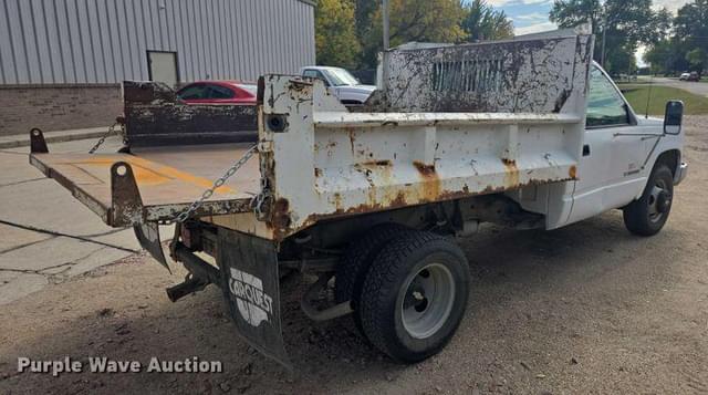 Image of Chevrolet C3500 equipment image 4