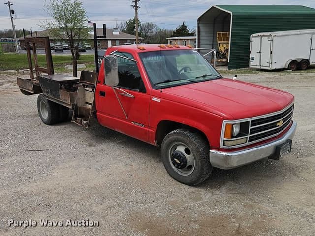 Image of Chevrolet C3500 equipment image 2
