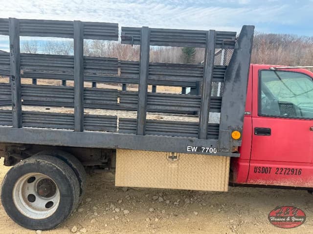 Image of Chevrolet 3500HD equipment image 4