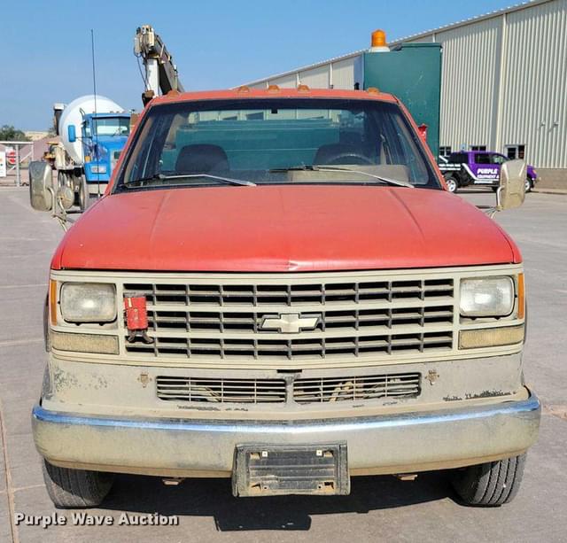 Image of Chevrolet C3500 equipment image 1