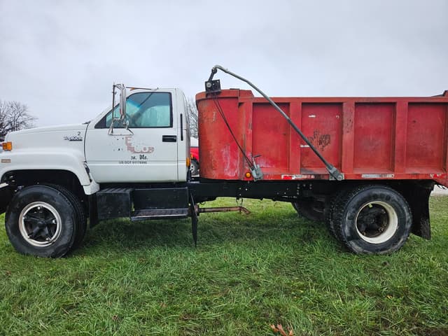 Image of Chevrolet C70 equipment image 4