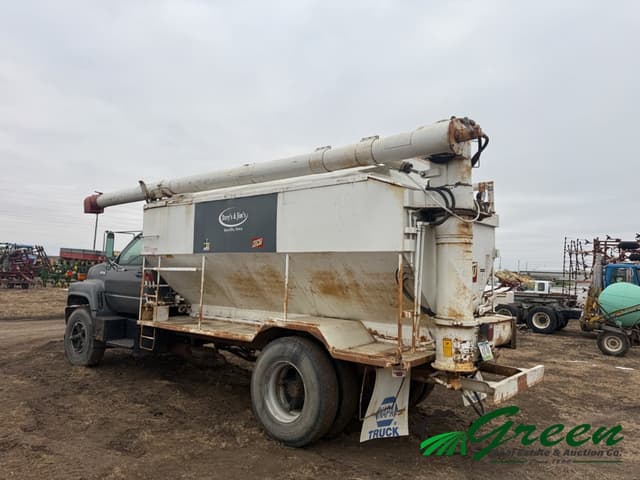 Image of Chevrolet C70 equipment image 2