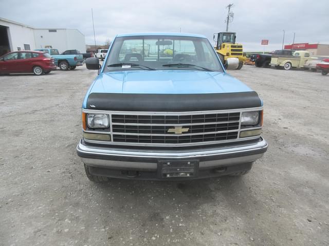 Image of Chevrolet 1500 equipment image 2