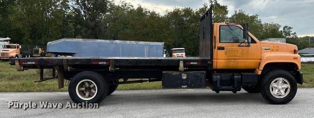 Image of Chevrolet C5500 equipment image 3