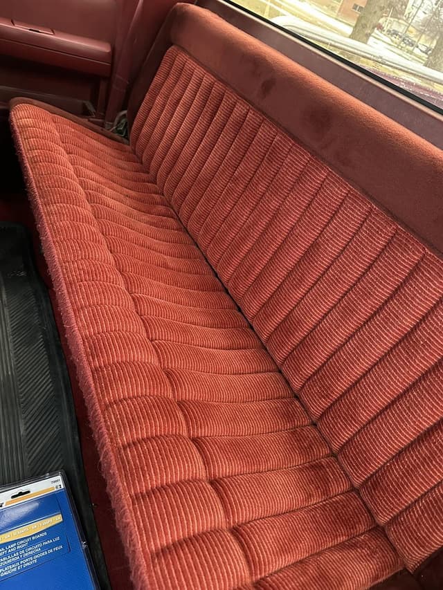 Image of Chevrolet 1500 equipment image 4