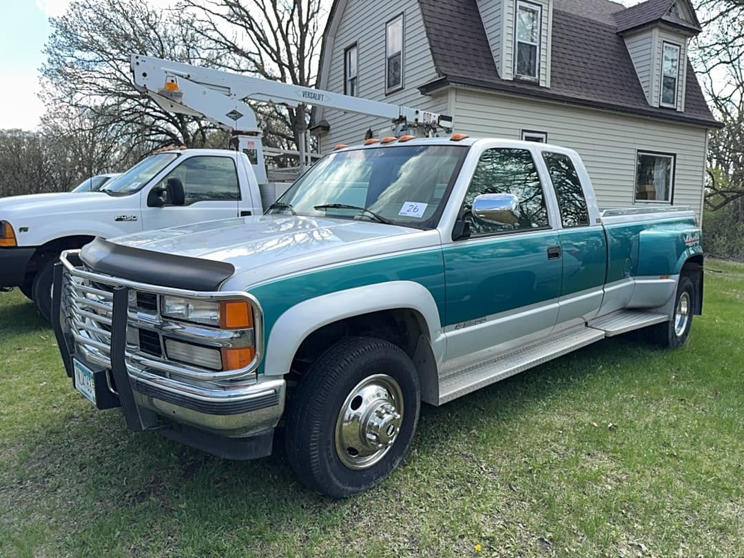 Image of Chevrolet Silverado Primary image