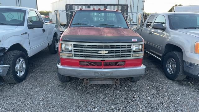Image of Chevrolet 3500 equipment image 1