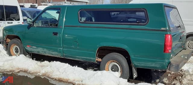 Image of Chevrolet Cheyenne equipment image 3