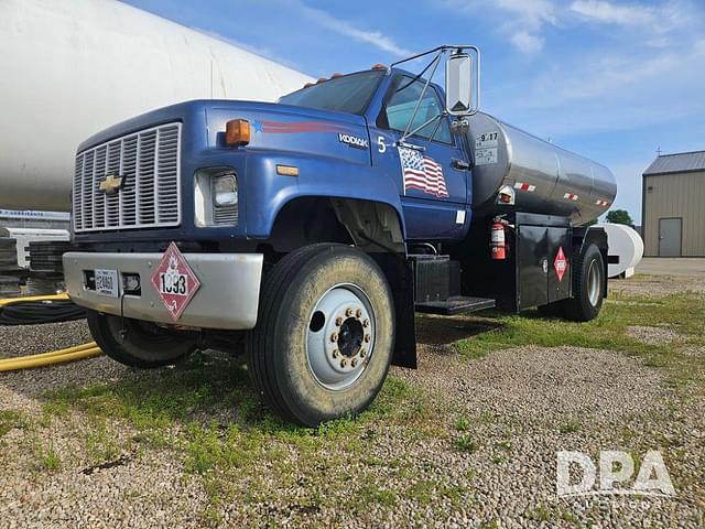 Image of Chevrolet Kodiak equipment image 1