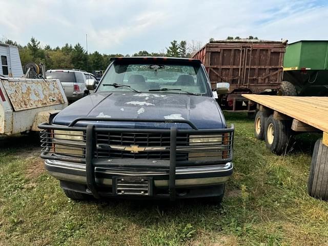 Image of Chevrolet Silverado equipment image 1