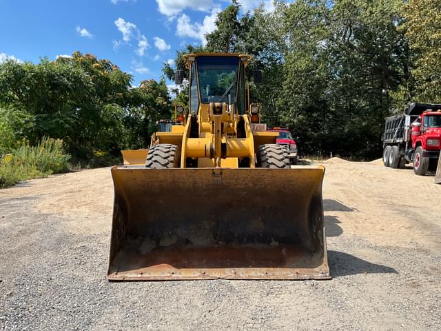 Image of John Deere 624G equipment image 1