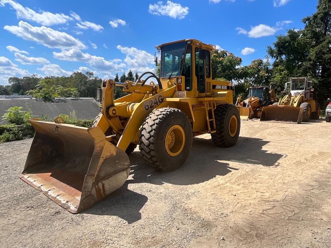 Image of John Deere 624G Primary image