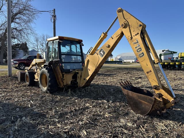 Image of John Deere 710D equipment image 2