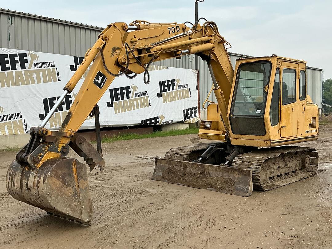 Image of John Deere CK070D Primary image