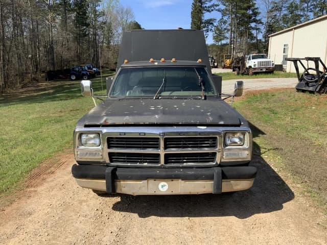 Image of Dodge D300 equipment image 1