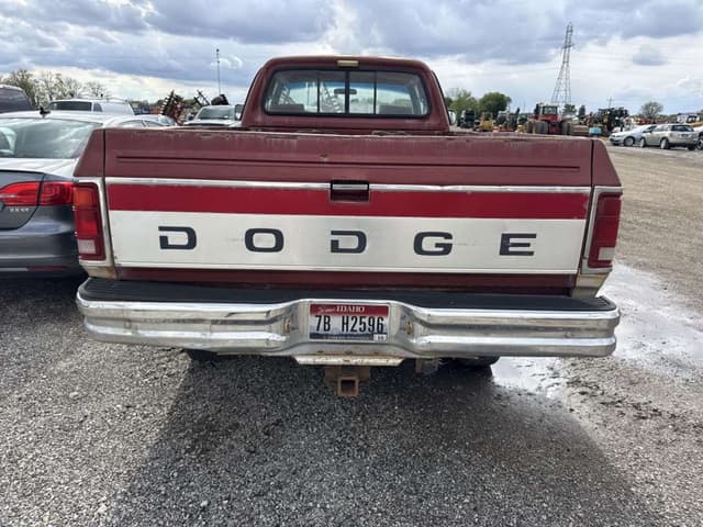 Image of Dodge Ram 250 equipment image 2