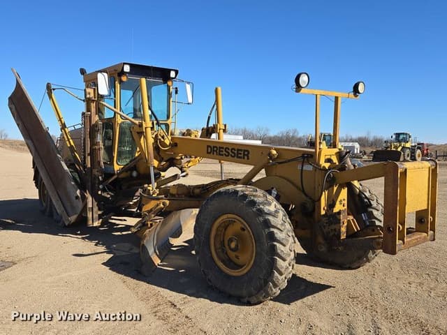Image of Dresser 850 equipment image 2