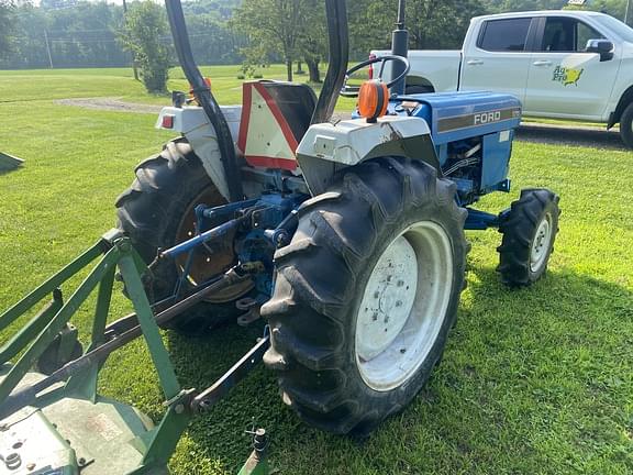 Image of Ford 1715 equipment image 3