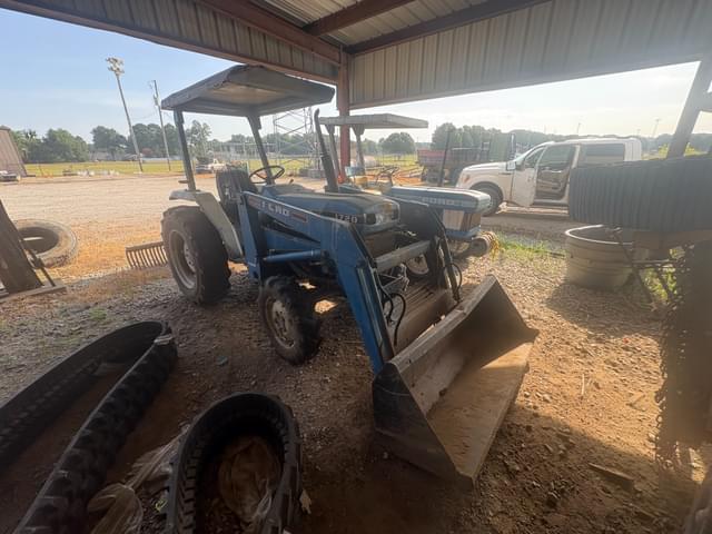 Image of Ford 1720 equipment image 1