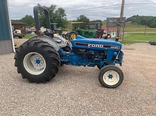 1993 Ford 3930 Equipment Image0