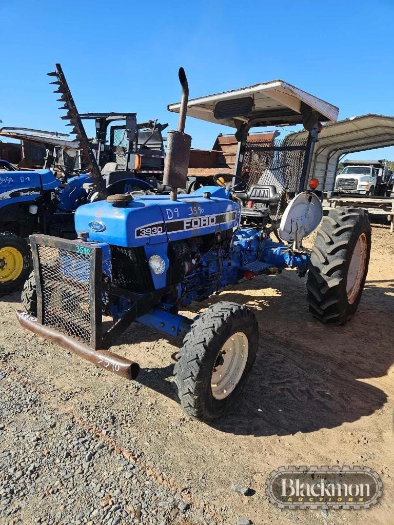 1993 Ford 3930 Equipment Image0