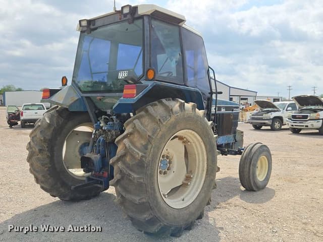 Image of Ford 7740 equipment image 4