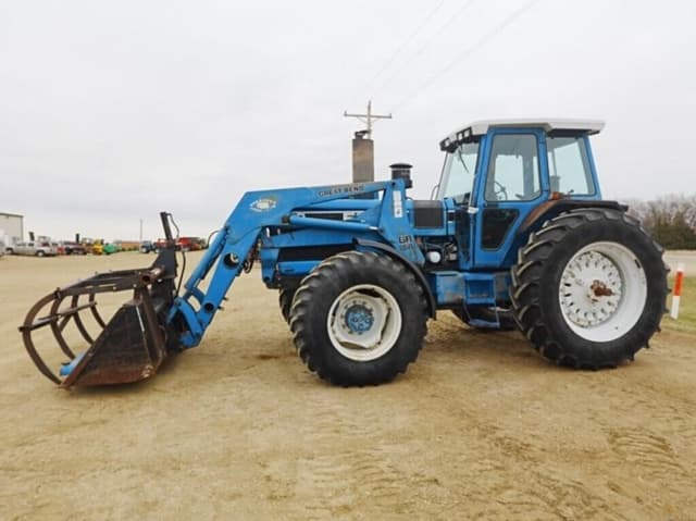 Image of Ford 8730 equipment image 4