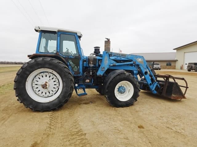 Image of Ford 8730 equipment image 2