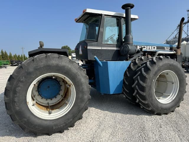 Image of Ford 876 equipment image 4