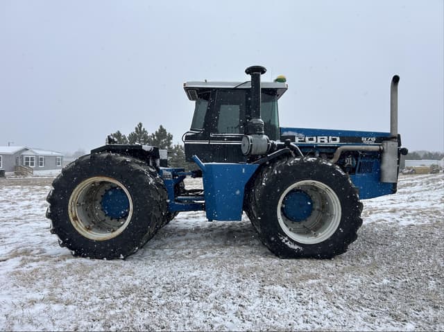 Image of Ford 876 equipment image 3