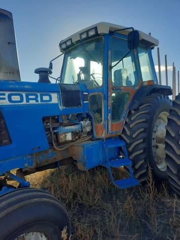 Main image Ford 8830