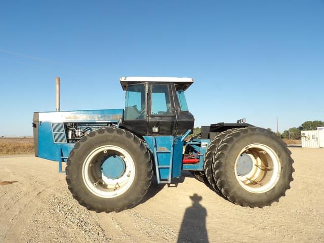 Image of Ford 946 equipment image 1