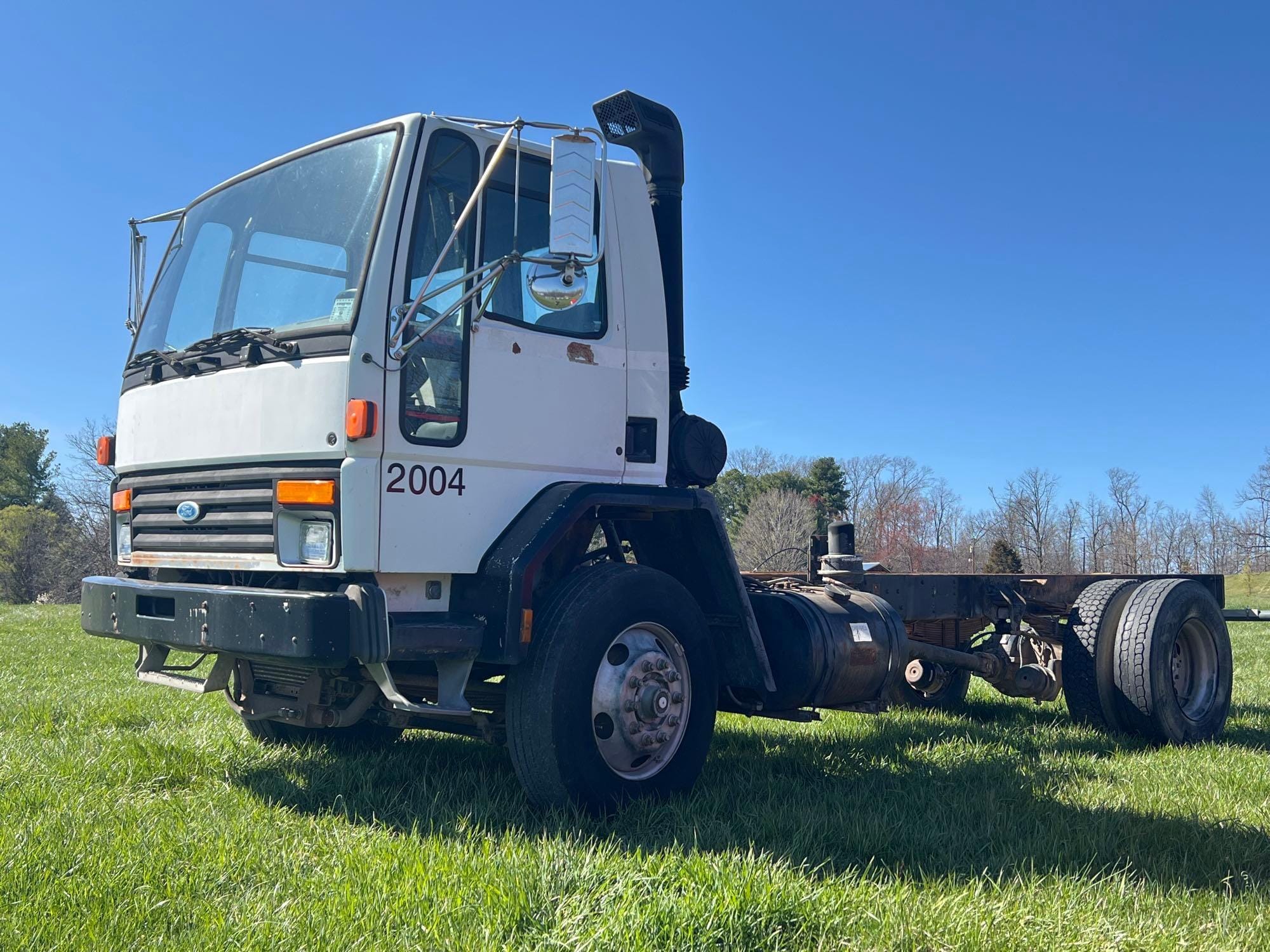 Main image Ford CF8000