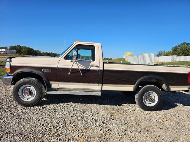 Image of Ford F-250 equipment image 4