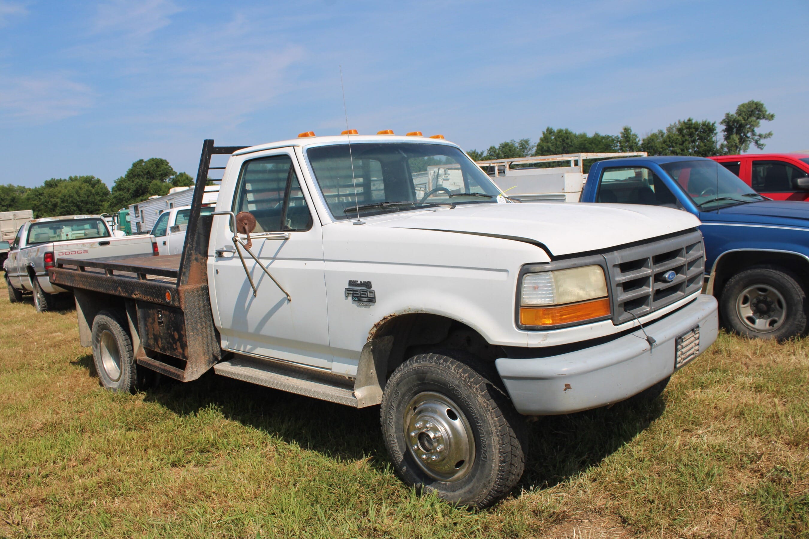 1993 Ford F-350 Equipment Image0