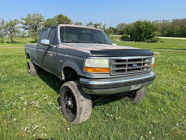Image of Ford F-350 equipment image 1