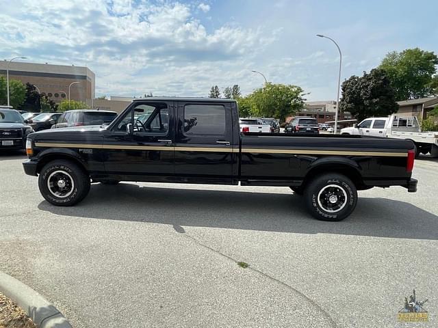 Image of Ford F-350 equipment image 1