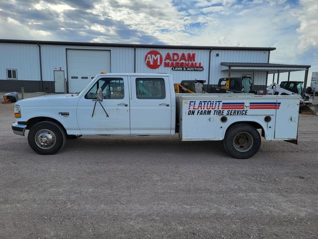 Image of Ford F-350 equipment image 4