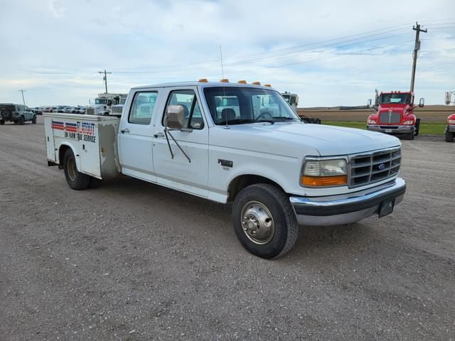 Image of Ford F-350 equipment image 1