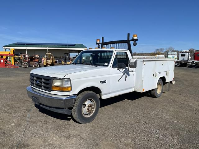 Image of Ford F-350 equipment image 1