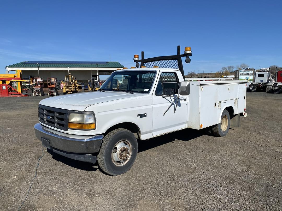 Image of Ford F-350 Primary image