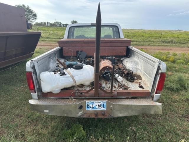 Image of Ford F-150 equipment image 4