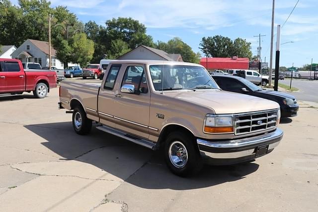 Image of Ford F-150 equipment image 3